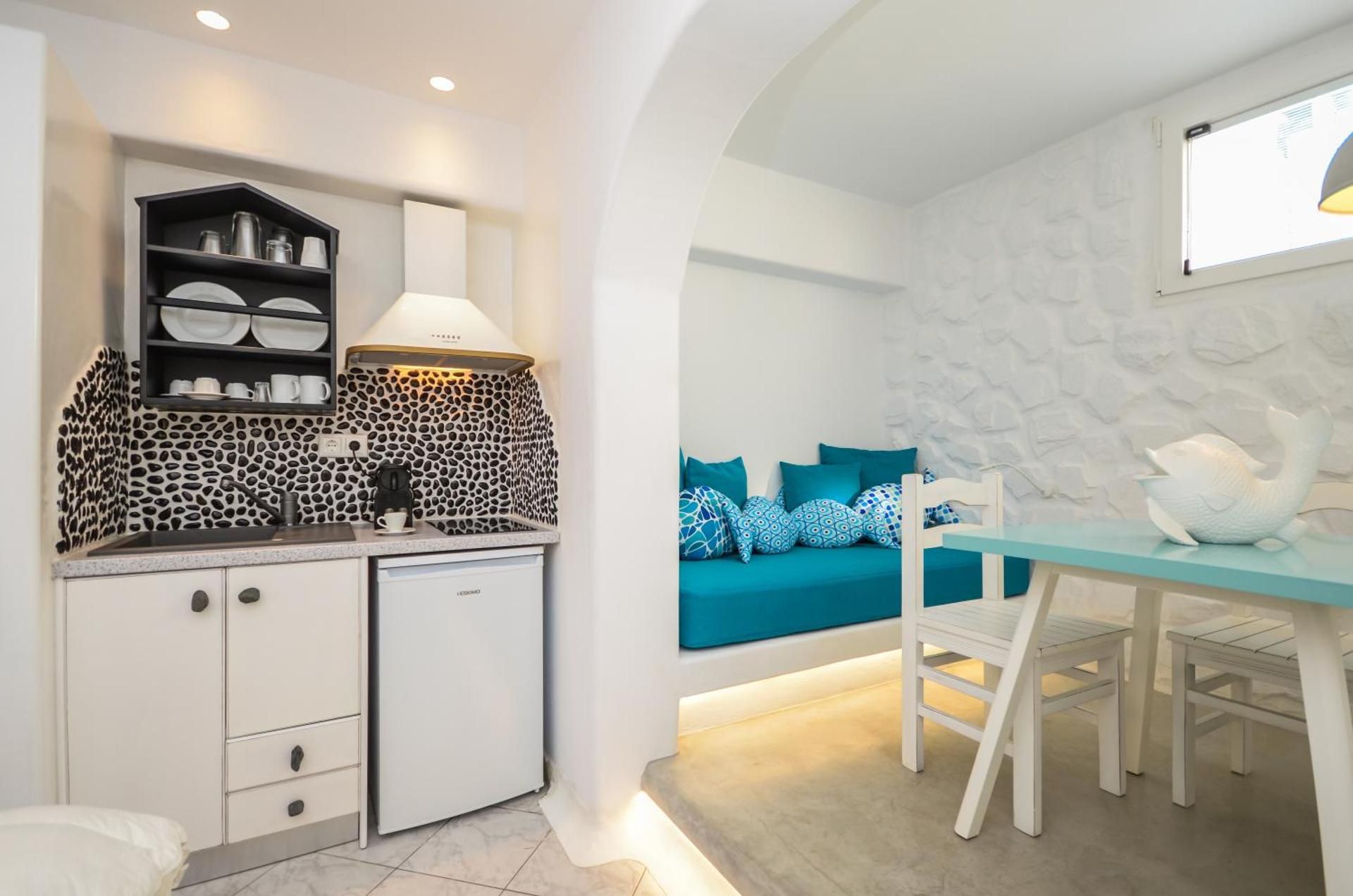 One-Bedroom Apartment (2-3 Adults) - No Balcony