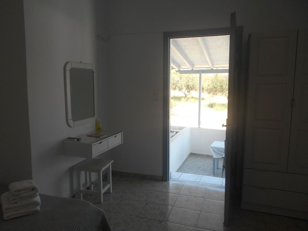 Elea Milos Double Room, Garden View 3