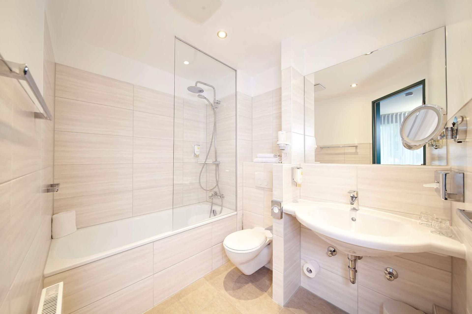 Balance Hotel Leipzig Alte Messe Double Room 3