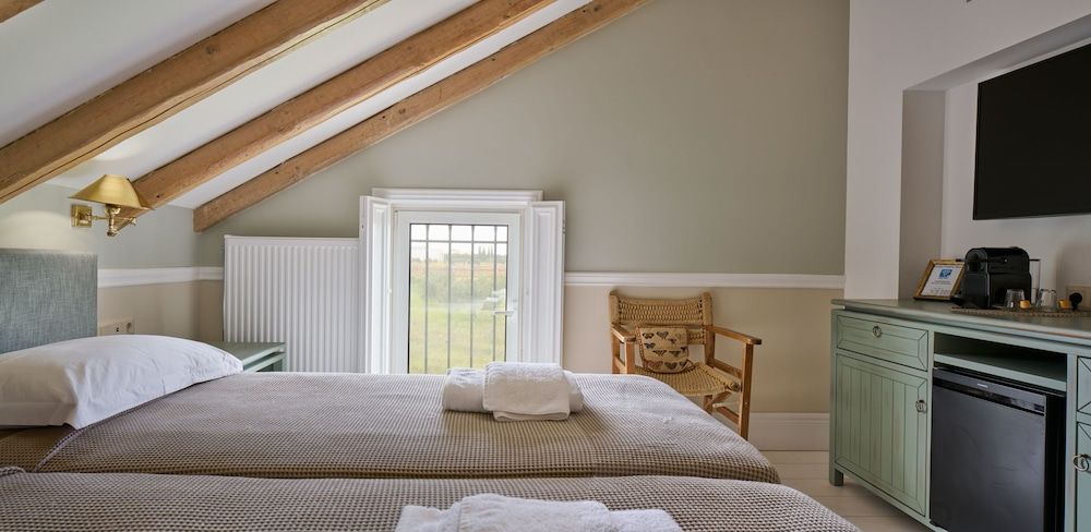 Deluxe Loft, Ensuite (Suite 6)