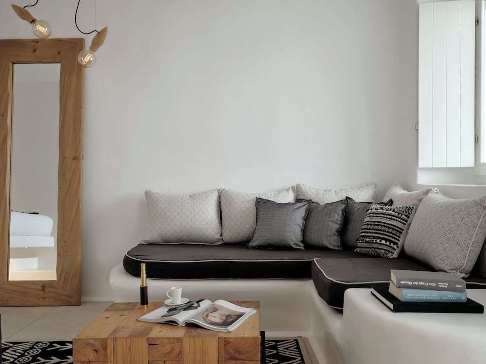 undefined Mykonos No5 3