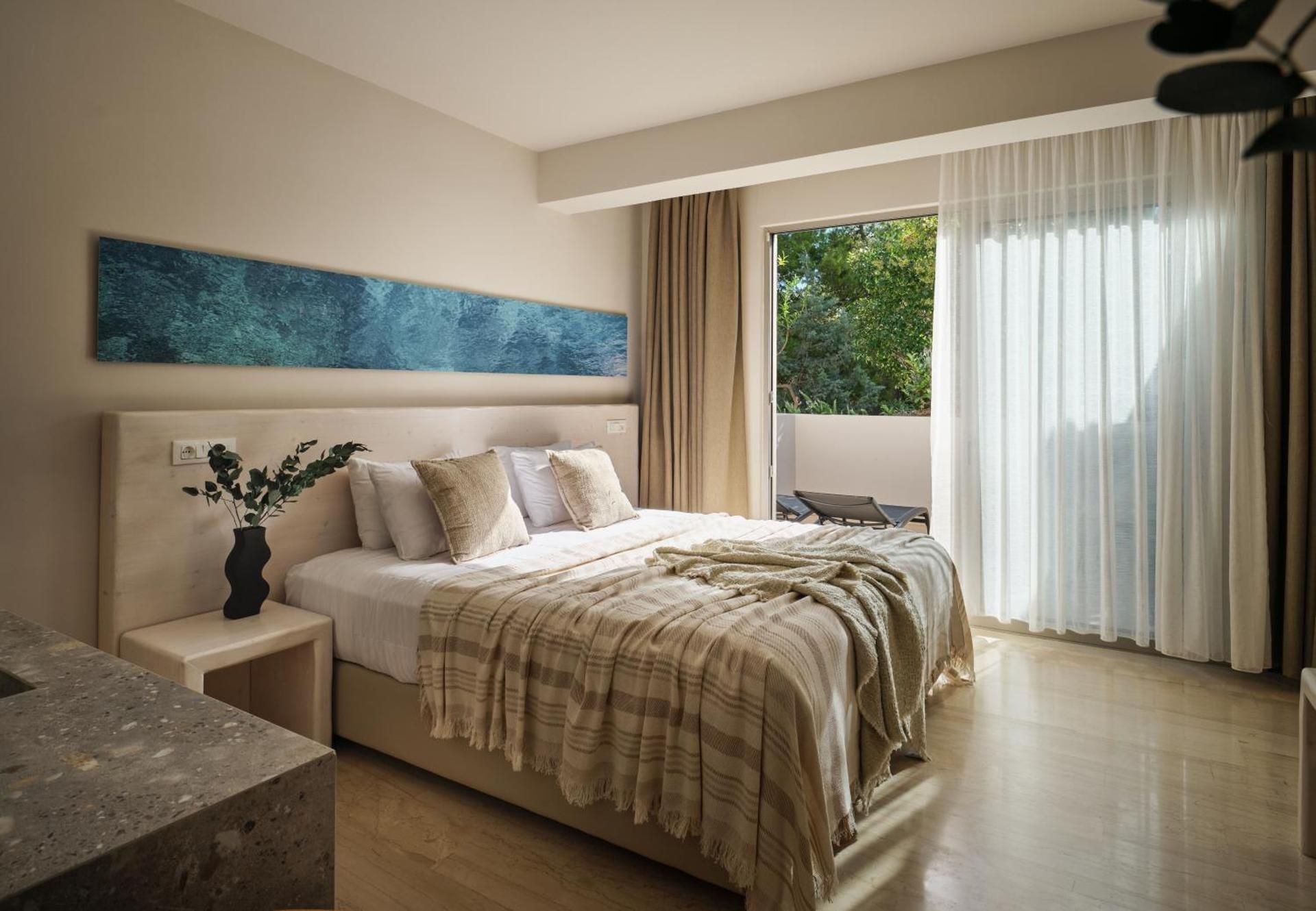 Deluxe Double or Twin Garden View