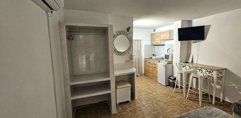 Pleasure Beachside Studios Double Room 55