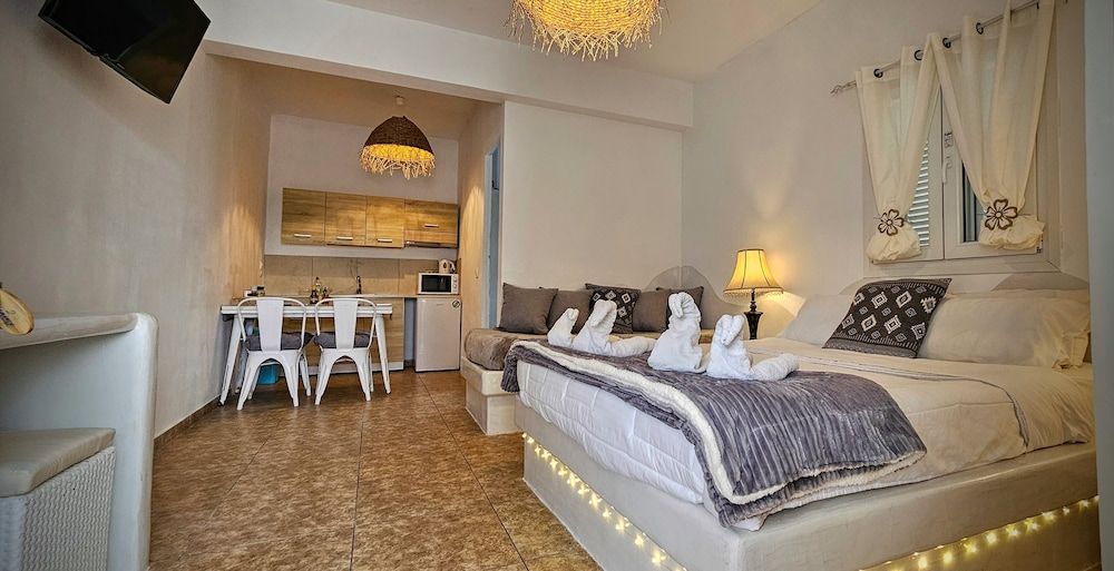 Pleasure Beachside Studios Double Room 26