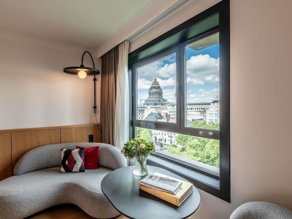 Le Louise Hotel Brussels - MGallery Superior Room, 1 King Bed, City View 12