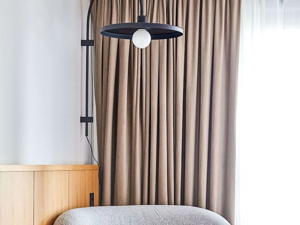 Le Louise Hotel Brussels - MGallery Superior Room, 1 King Bed, City View 11