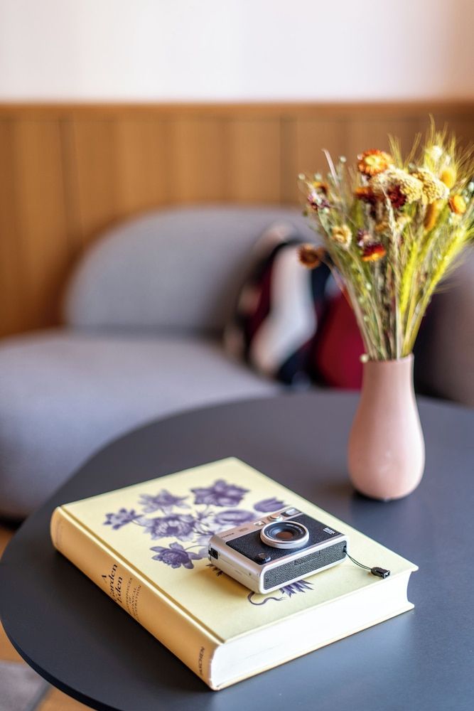 Le Louise Hotel Brussels - MGallery Superior Room, 1 King Bed, City View 9