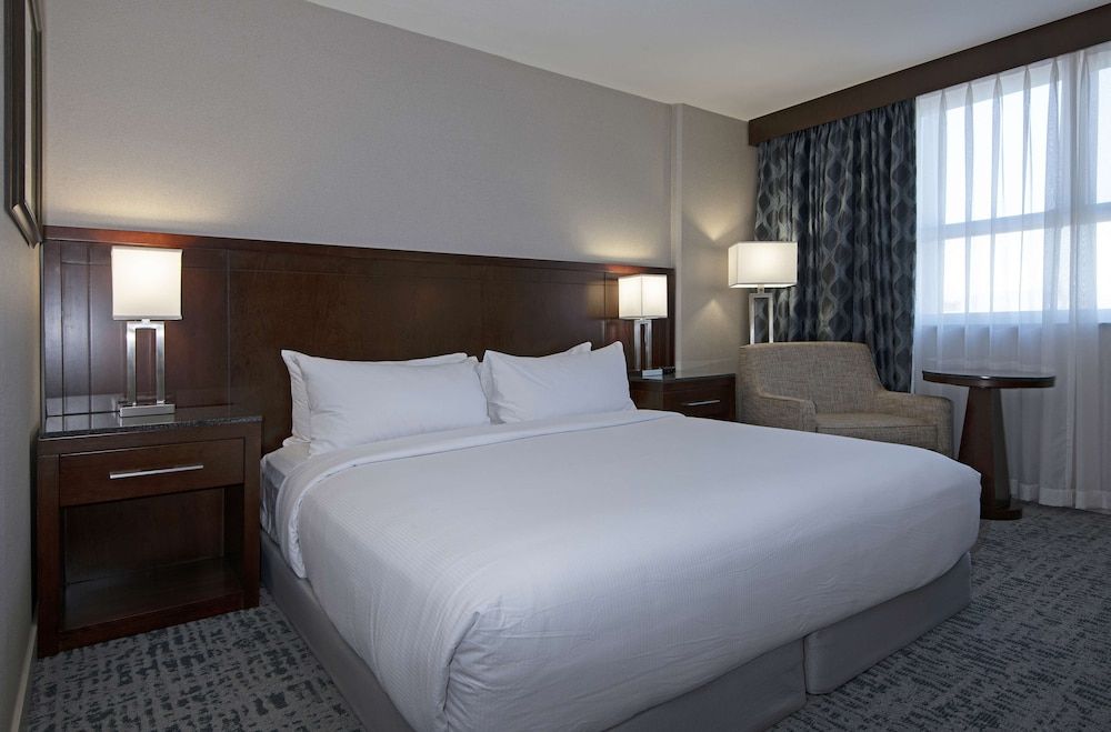 undefined Doubletree by Hilton Hotel Kamloops 2