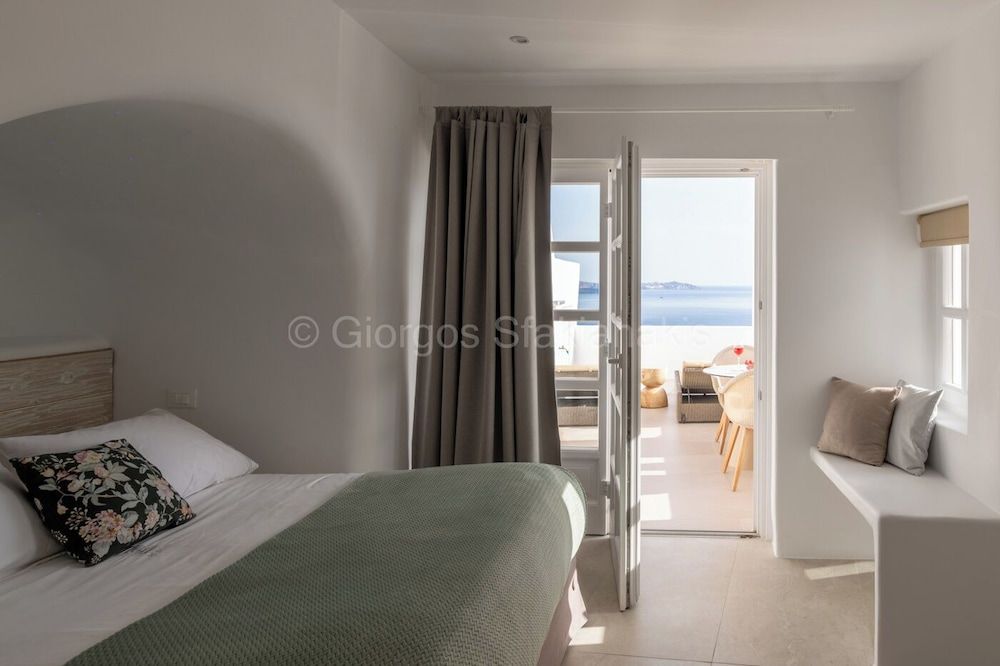 Suite, Sea View (Cave Pool)