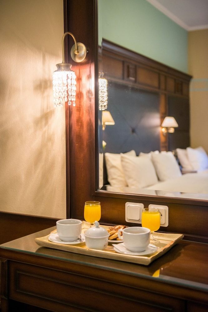 Hotel Kastraki Family Room 6