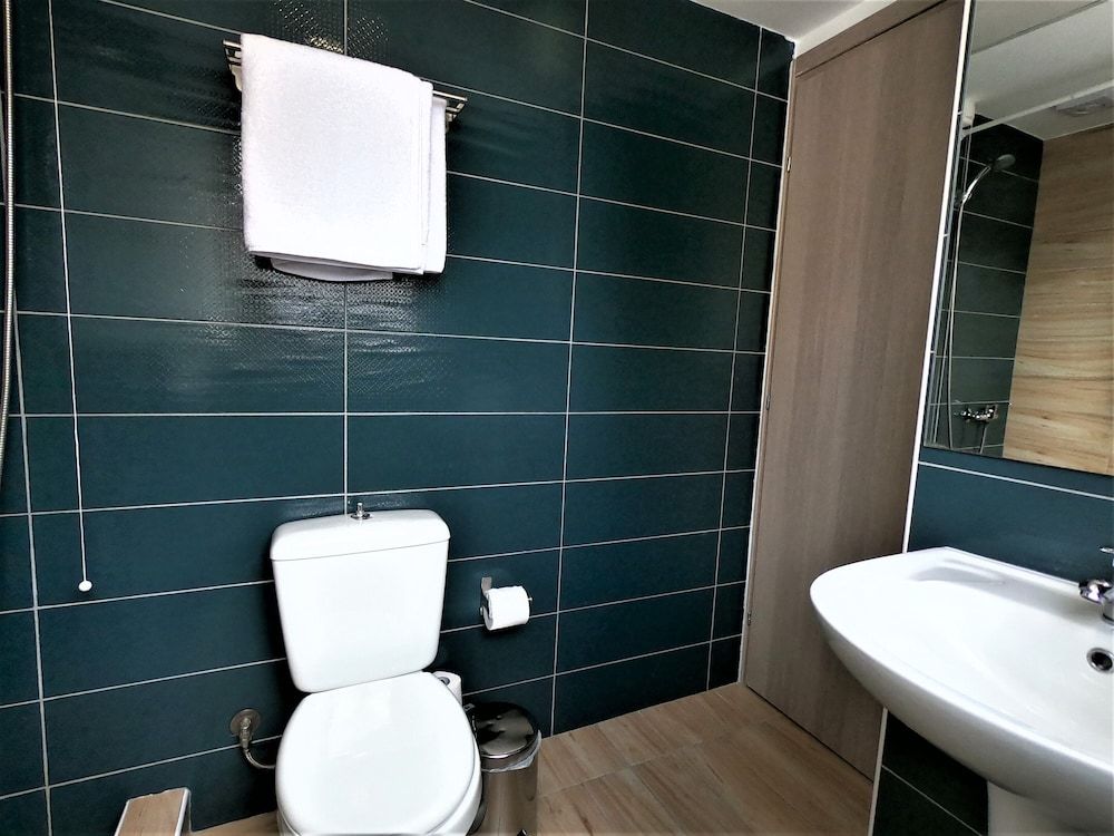 Hotel Achillion Double Room, Private Bathroom 13