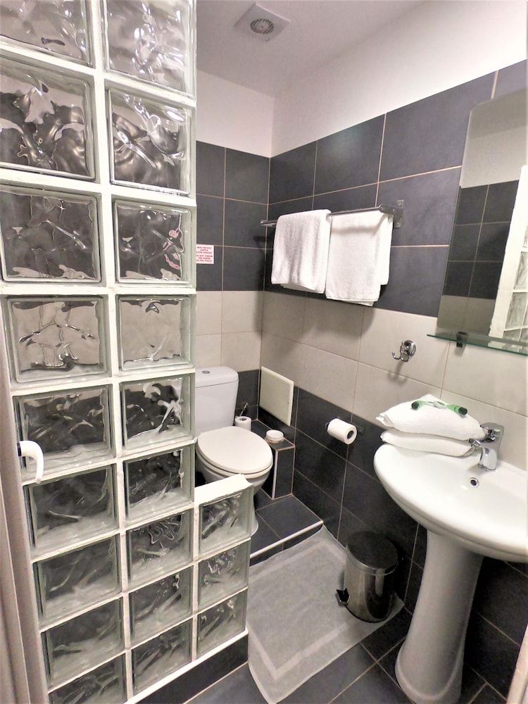 Hotel Achillion Double Room, Private Bathroom 11