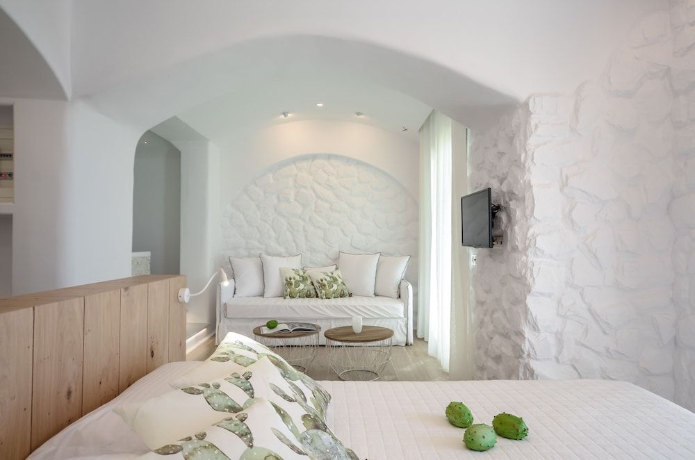 Cyano Suites Premium Suite, Jetted Tub, Sea View