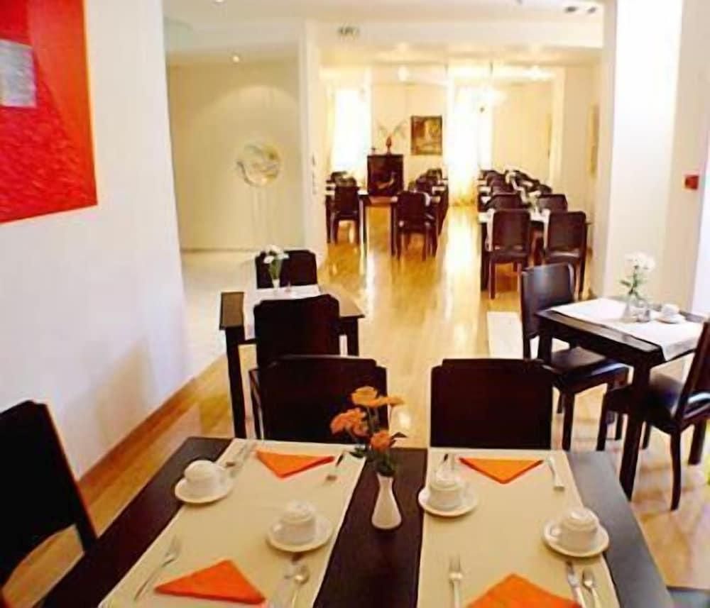 1c34fb30b4a7d516e3c26c6b19ab4d9e