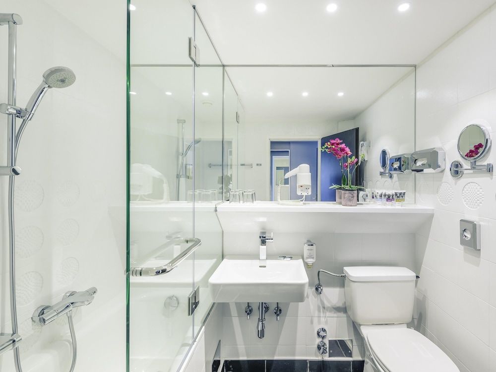 Mercure Hotel Raphael Wien Standard Double Room, 1 Double Bed 6