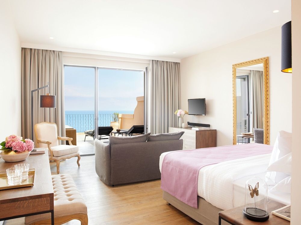 Junior Suite (Deluxe, Whirlpool)