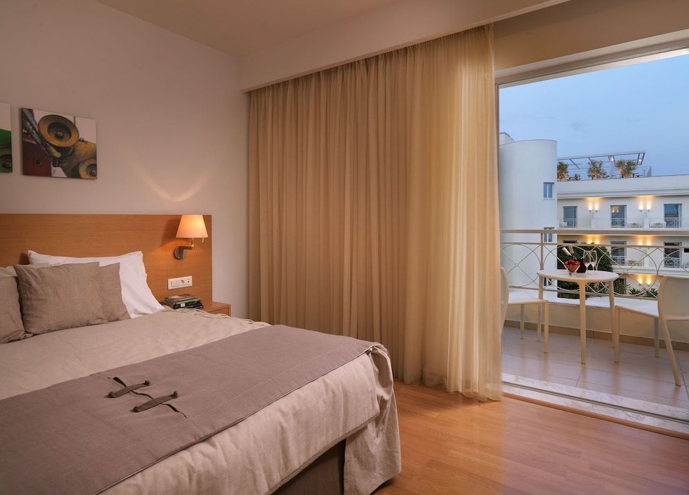 Elefsina Hotel Family Room 3