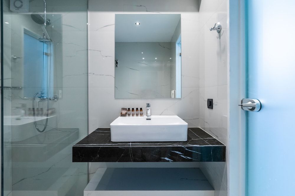 Castellum Suites Standard Suite 9