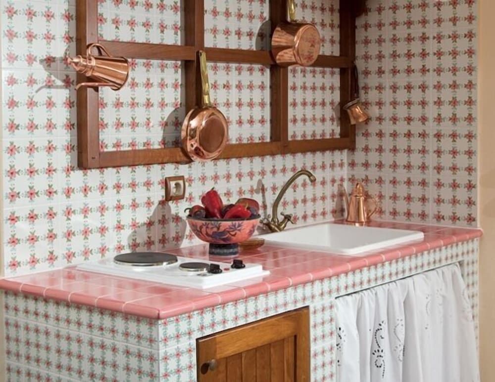 Roes Suites Junior Suite 4