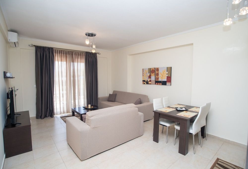 Lagaria Apartments Deluxe Apartment, 2 Bedrooms 2