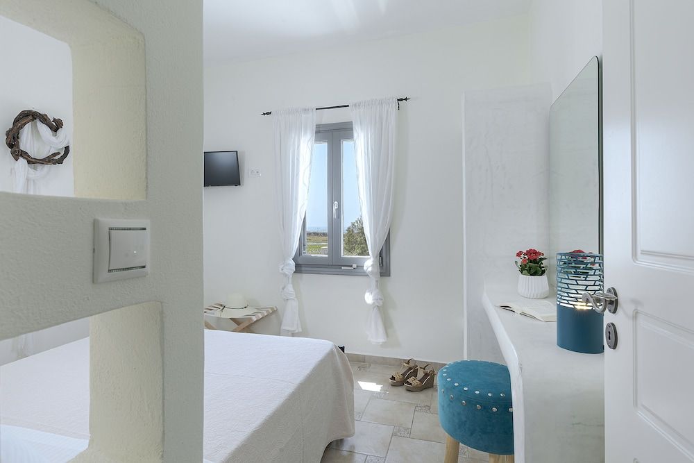 Hemera Holiday Home Villa, 3 Bedrooms, Private Pool, Sea View (Caldera) 12