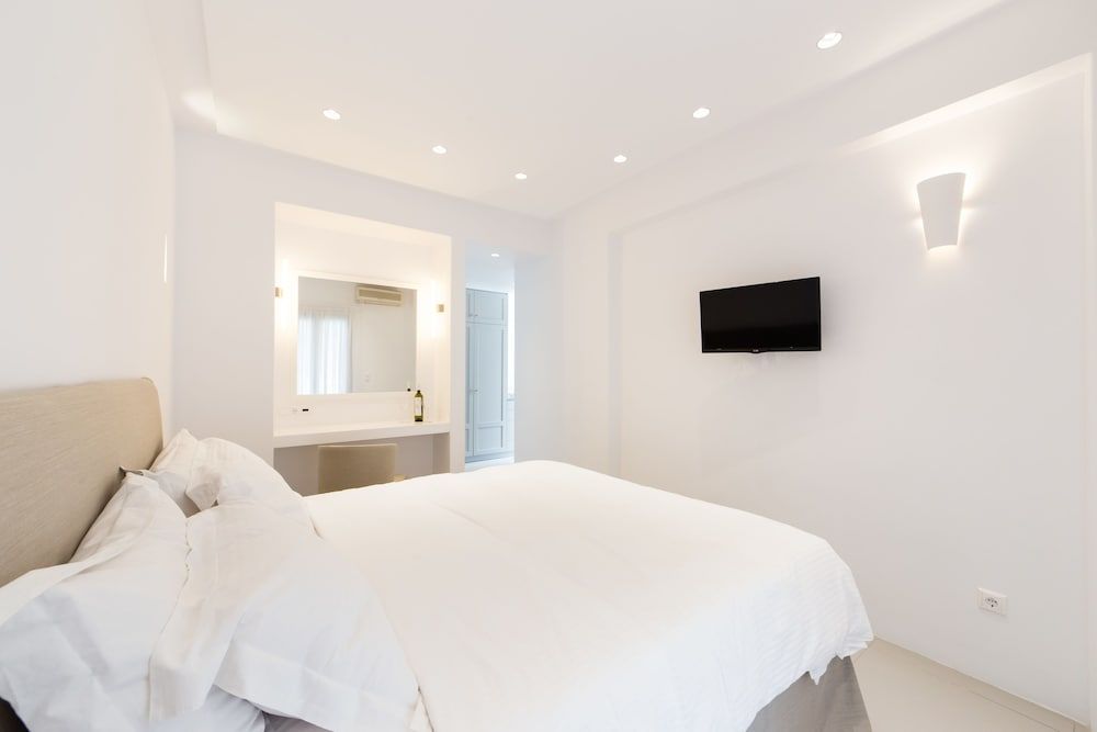 Double Room, Bathtub