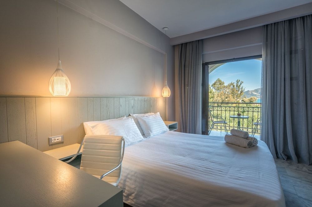 Double Room, Balcony, Garden View
