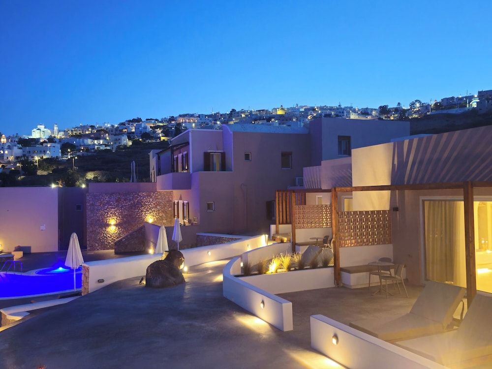 undefined Moonlight Apartments & Suites 10