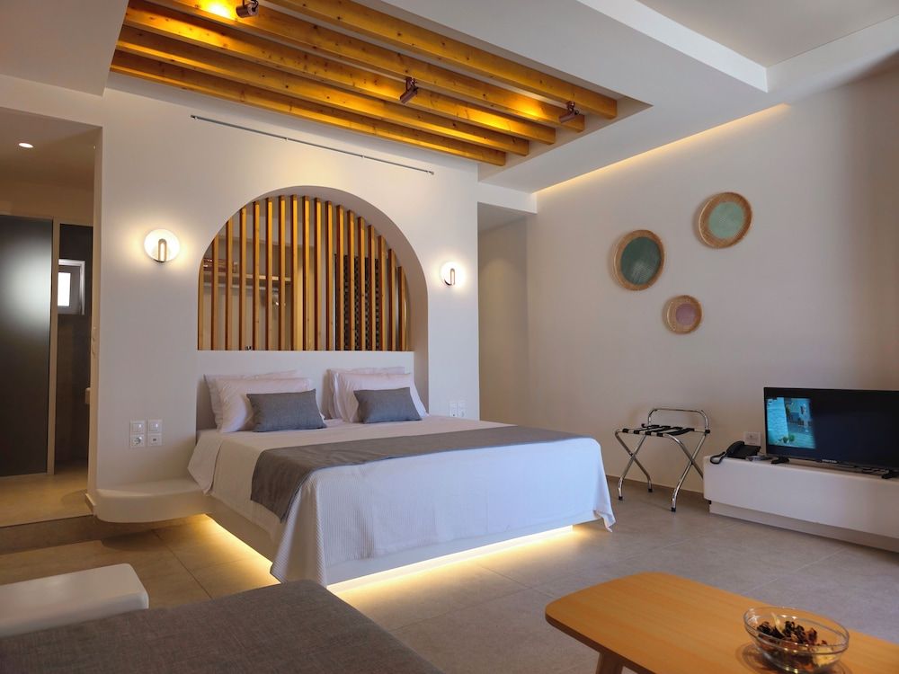 Moonlight Apartments & Suites Grand Double Room 4