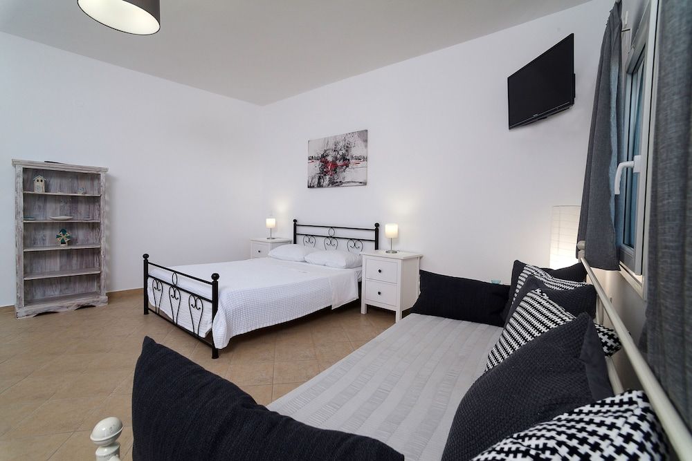 Aelia Suites Grand Suite (Happiness)