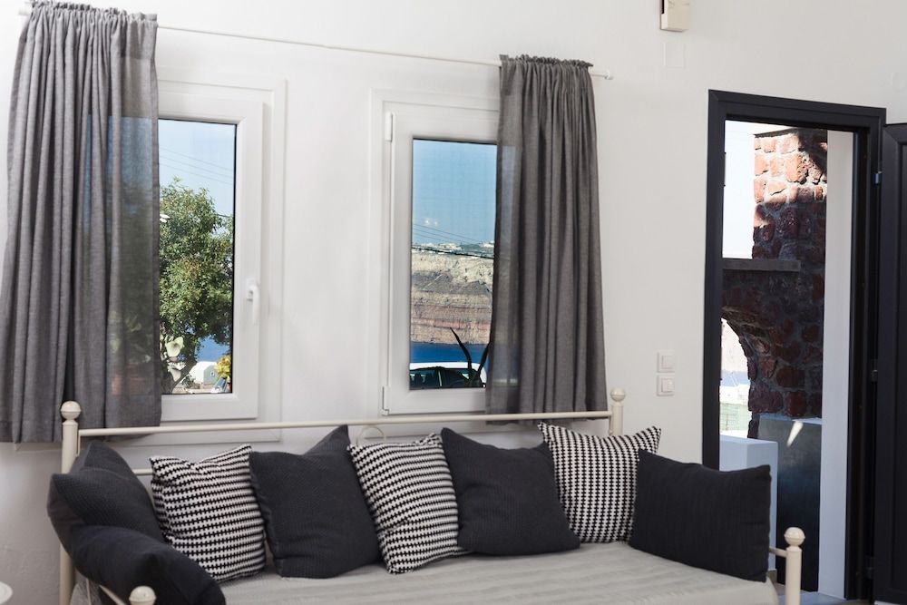 Aelia Suites Grand Suite (Happiness) 13