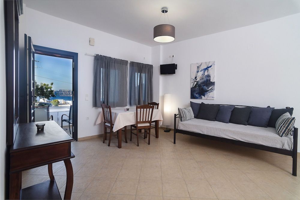 Aelia Suites Superior Suite (Peace) 8