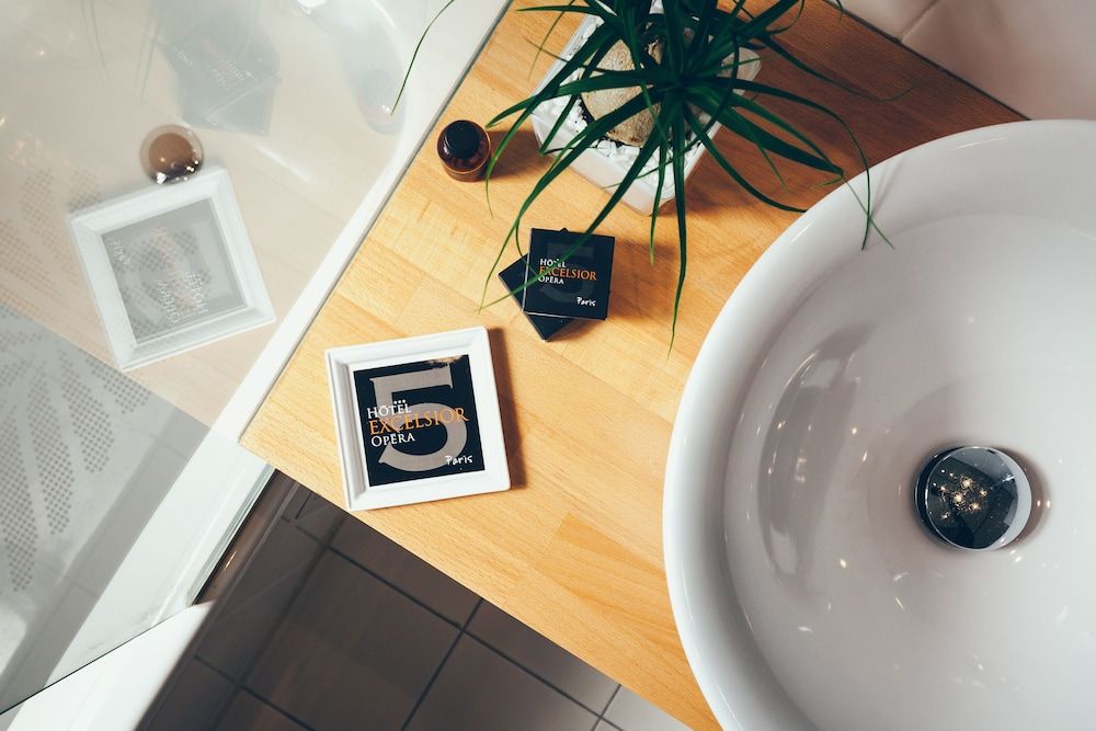 Hôtel Excelsior Opéra Triple Room 9