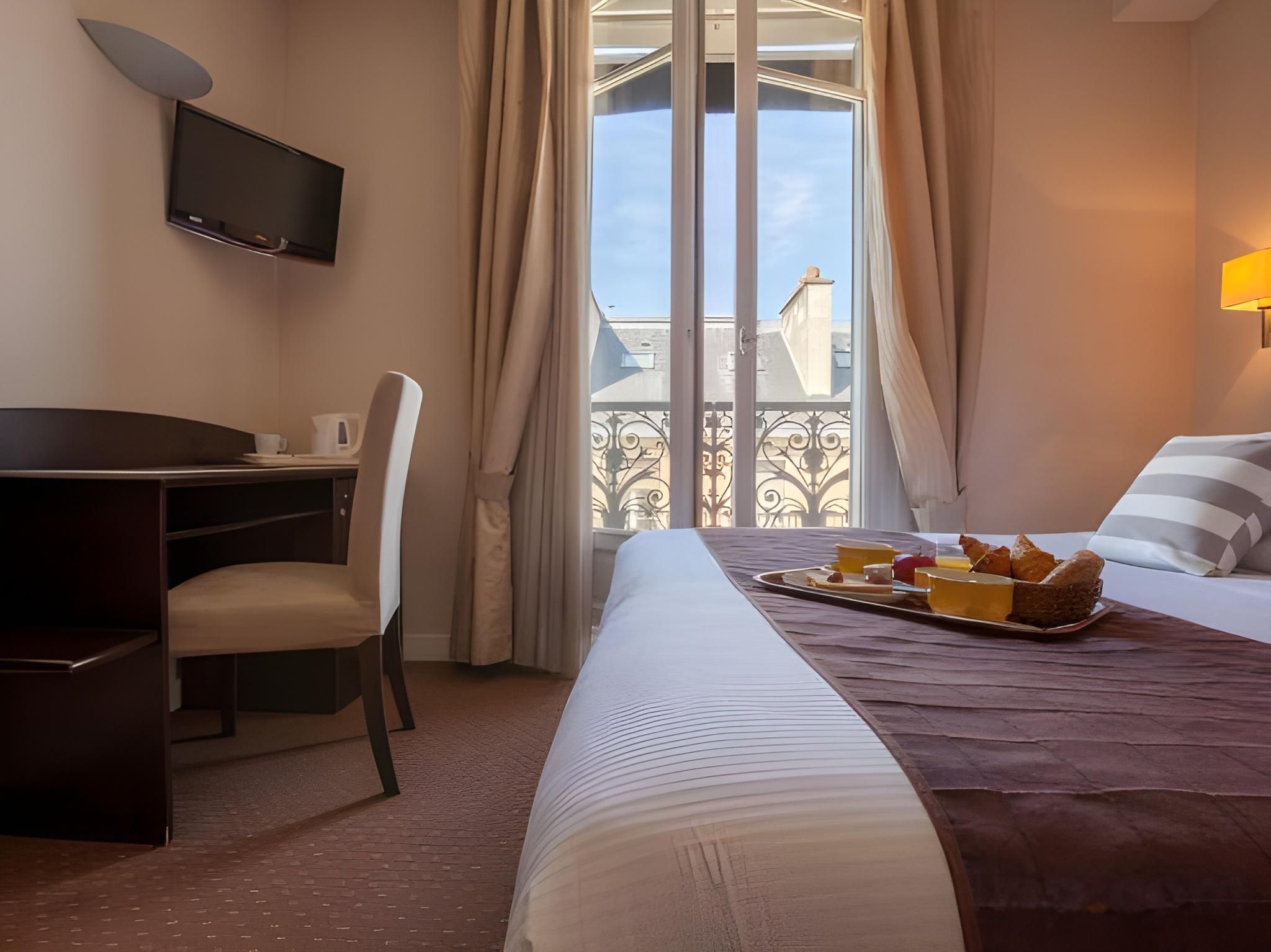 Hôtel Excelsior Opéra Superior Room 6