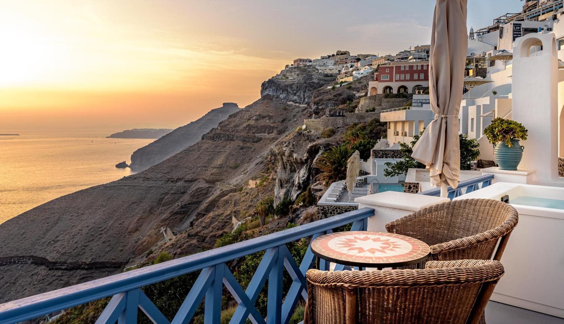 One-Bedroom Apartment with Caldera View and Hot Tub (Goose)