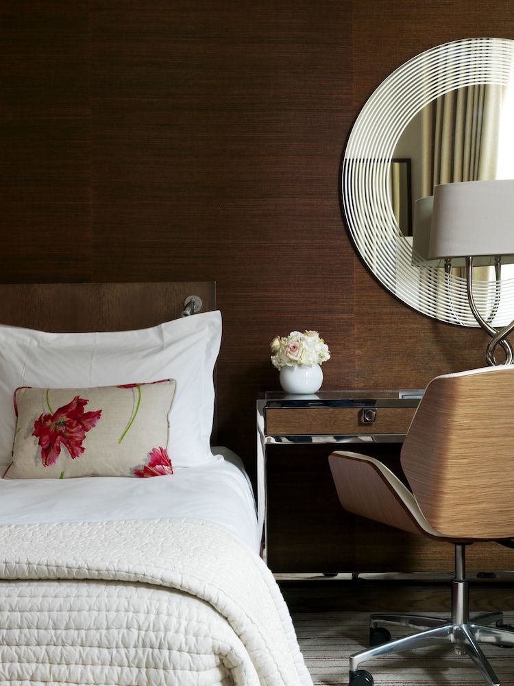 The Marylebone Hotel Classic Room, 1 Queen Bed 4