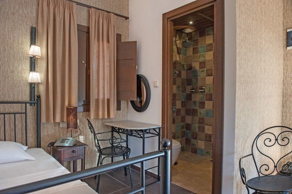 Standard Double or Twin Room, Hill View