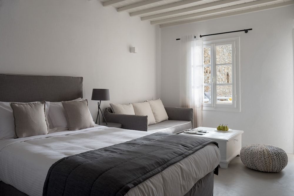 Superior Suite, Pool Access, Sea View