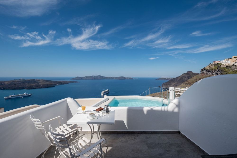 undefined Villa Renos