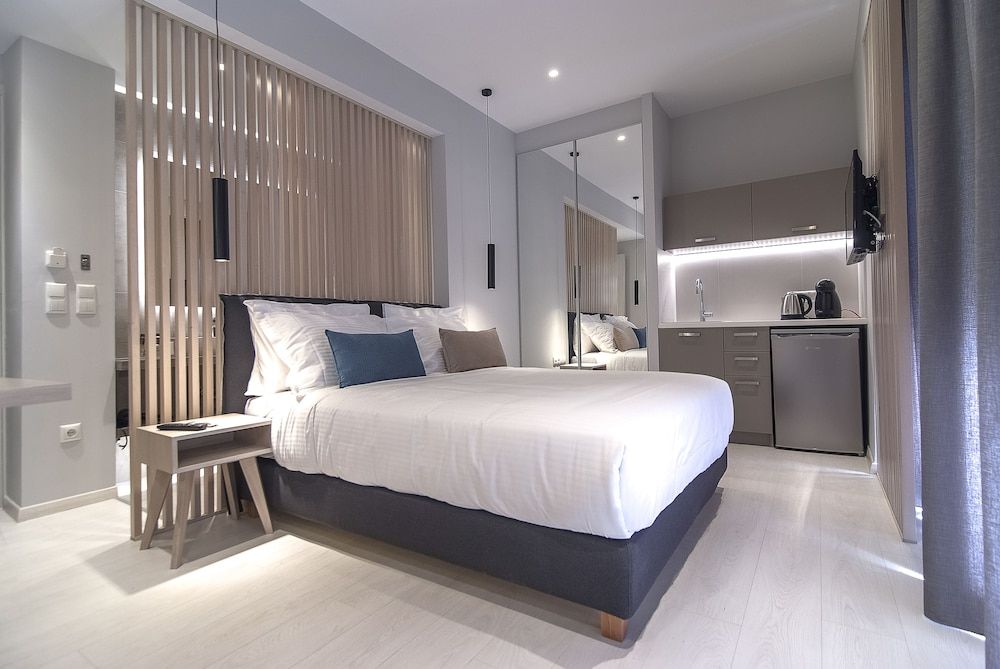 undefined Acropolis Stay 2