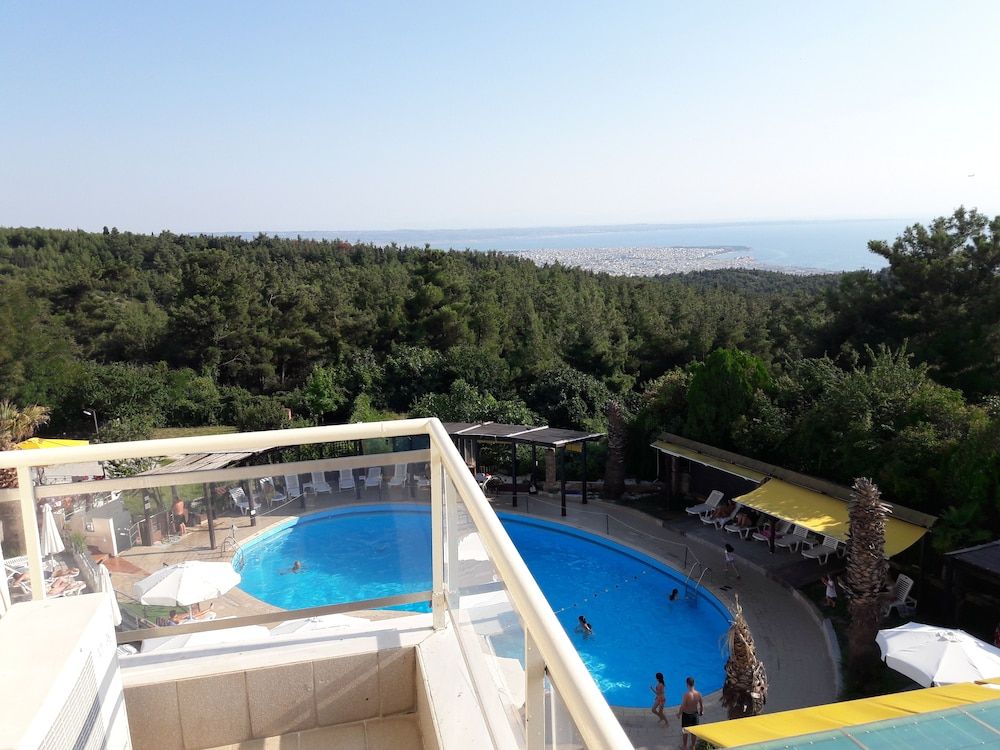 Philippion Hotel Double Room 5