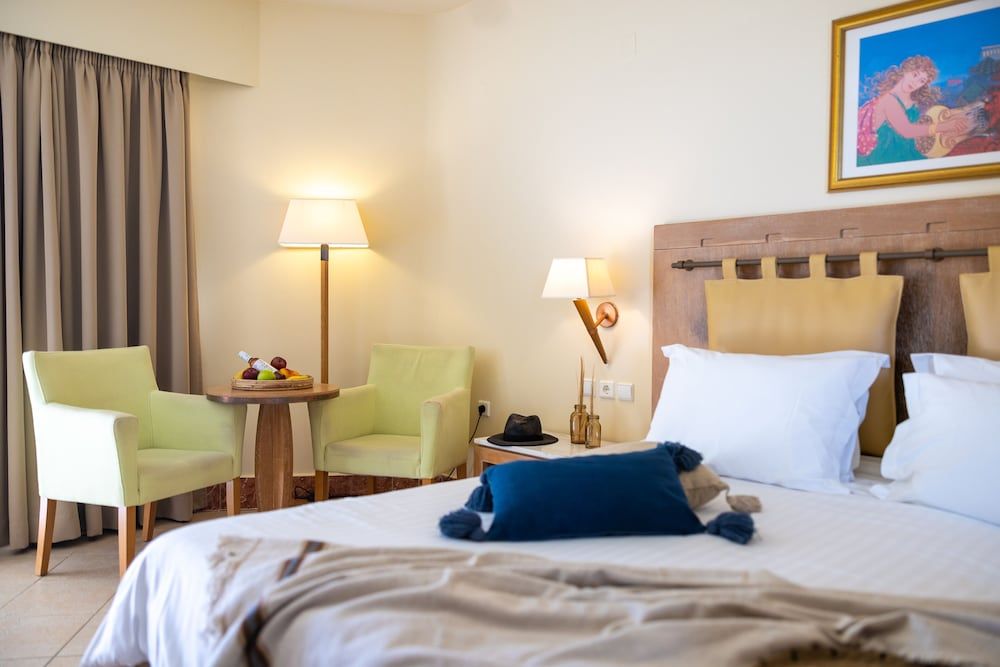 Double or Twin Room, Pool View