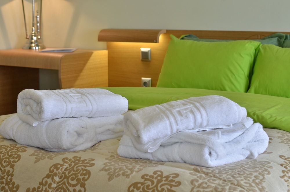 Dilofo Hotel Luxury Suites Deluxe Suite, Fireplace 4