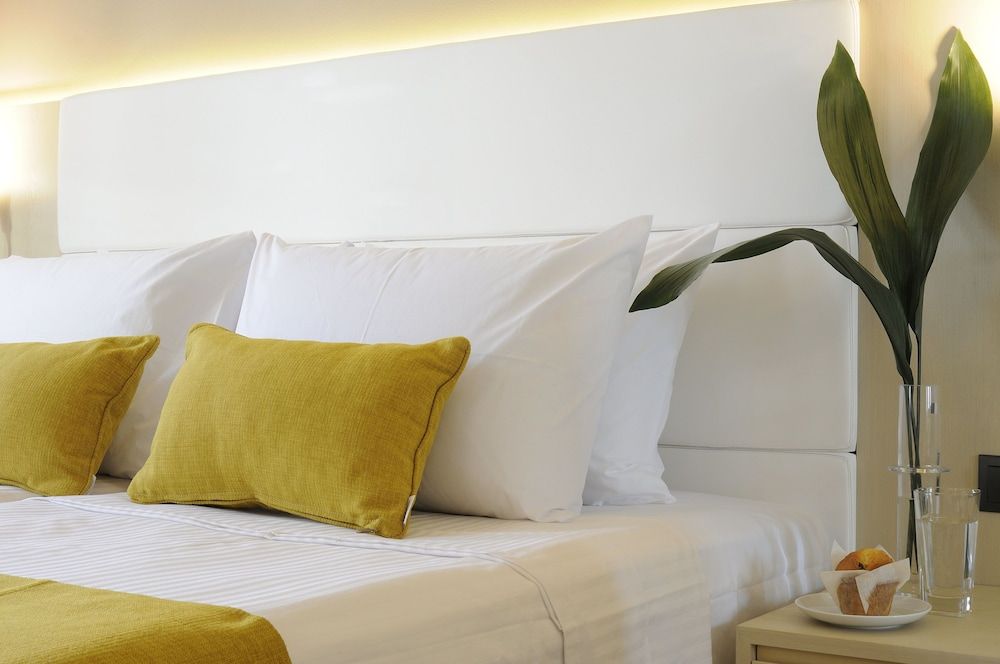 Athens Avenue Hotel Standard Room