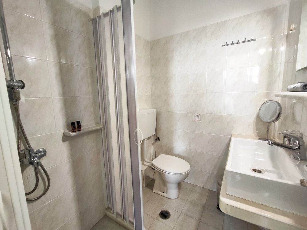 Nemesis Deluxe Double Room with Sunrise View 5