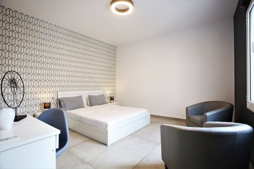 GK Athens Deluxe Apartment, 1 Bedroom 8