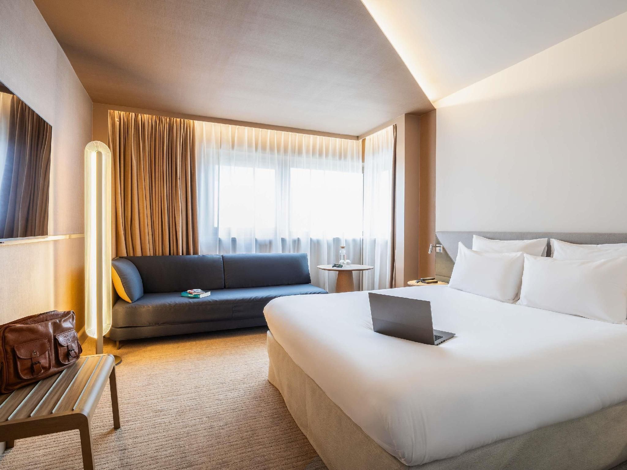 Standard Room - 1 Double Bed