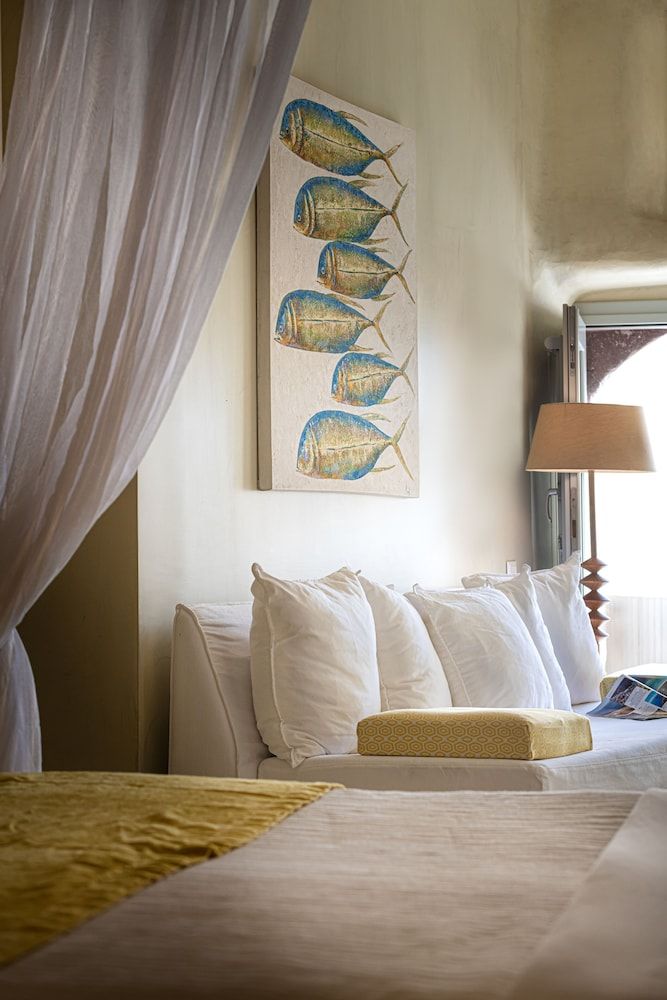 Mythical Blue Luxury Suites Senior Suite (Heated Outdoor Plunge Pool and Indoor Jacuzzi)