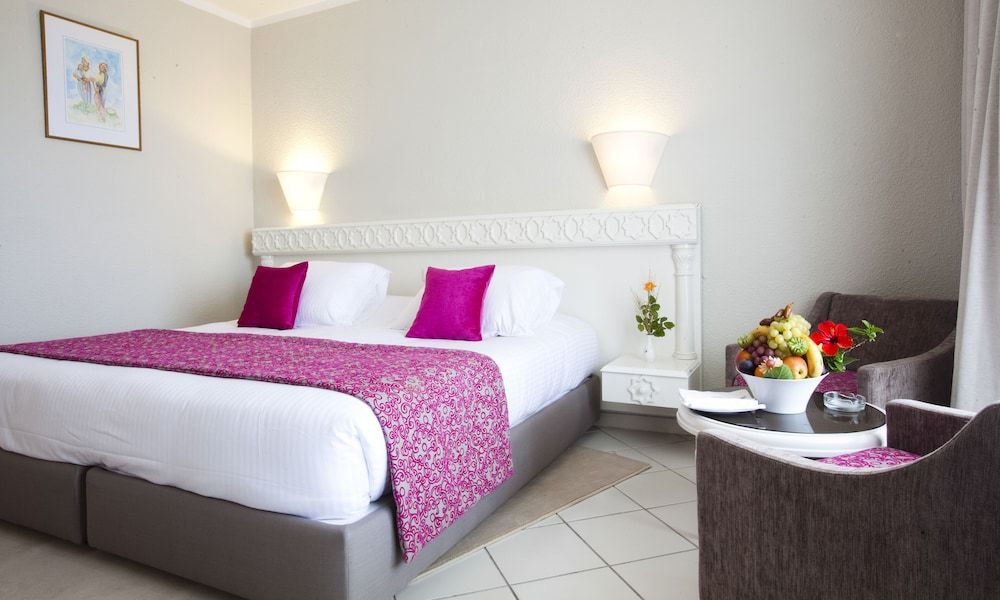 El Mouradi Palm Marina Standard Room 4