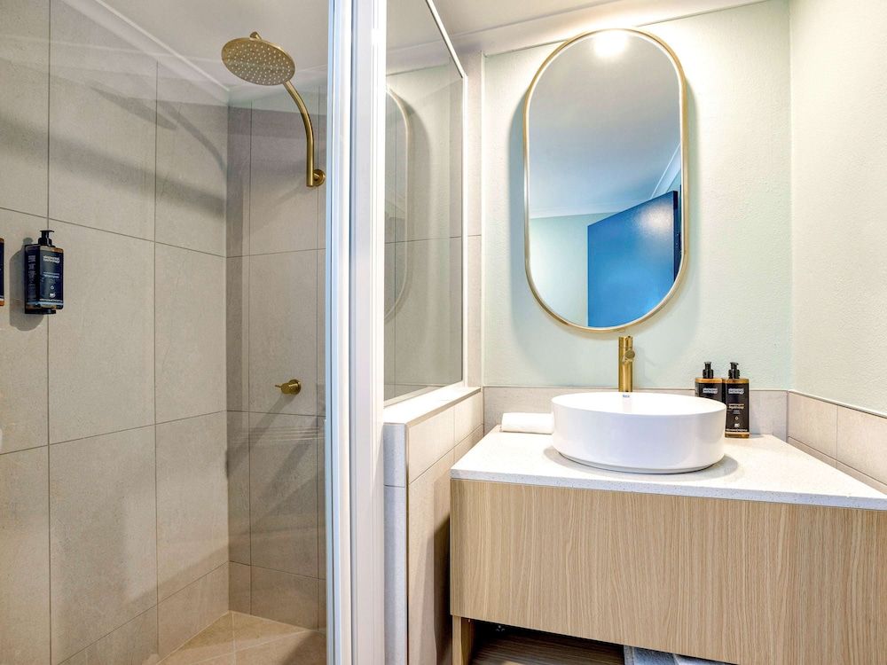 undefined Mercure Cairns 10